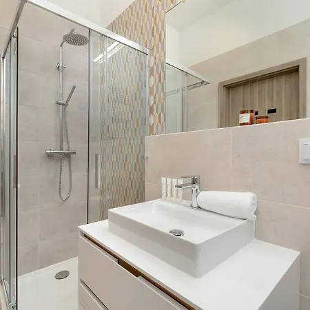 アパート Luxury Near The Center Of Cracow By Renters Prestige *