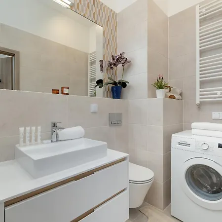 アパート Luxury Near The Center Of Cracow By Renters Prestige クラクフ